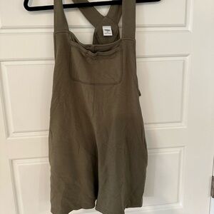 Smash + Tess Shorty Romperalls in Olive Green. Size M.